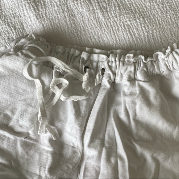 Billabong white shorts - Picture 3 of 5